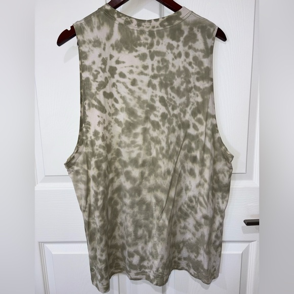 Lululemon Marmoleado Sleeveless Green/white Tie Dye Align Tank size 14 - Picture 4 of 5